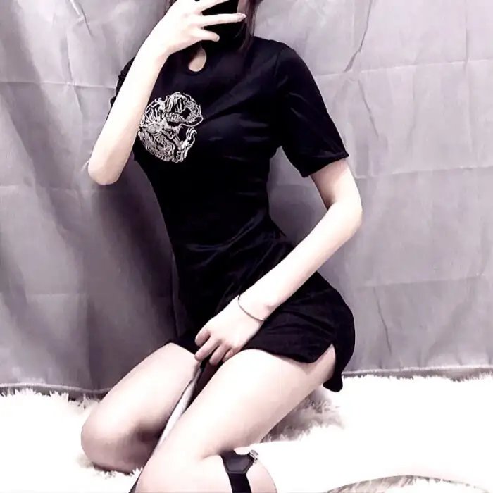 夜闯寡妇村